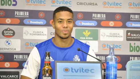 El jugador de la Ponferradina, José de León | Foto: Norberto de la Mata El jugador de la Ponferradina, José de León | Foto: Norberto de la Mata