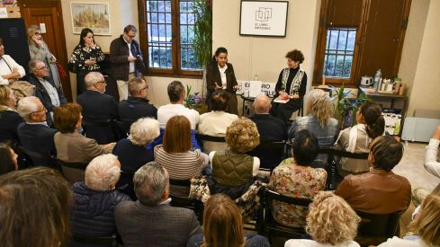 Presentación del libro Un Año de Bienestar | Foto: Dani Merino, InfoBierzo Presentación del libro Un Año de Bienestar | Foto: Dani Merino, InfoBierzo