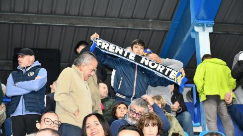 El Toralín se vuelca con la Ponferradina en su encuentro ante el Barakaldo | Daniel Merino El Toralín se vuelca con la Ponferradina en su encuentro ante el Barakaldo | Daniel Merino
