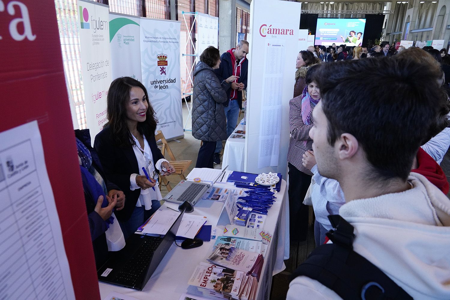César Sánchez / ICAL. Inauguración de la Feria de Empleo, Innovación y Emprendimiento Bierzo César Sánchez / ICAL. Inauguración de la Feria de Empleo, Innovación y Emprendimiento Bierzo