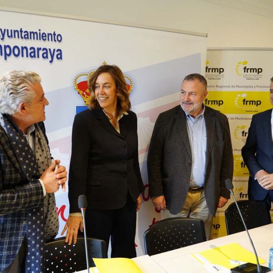 César Sánchez  ICAL Reunión de la comisión ejecutiva de la Federación Regional de Municipios y Provincias de Castilla y León en Camponaraya (6)