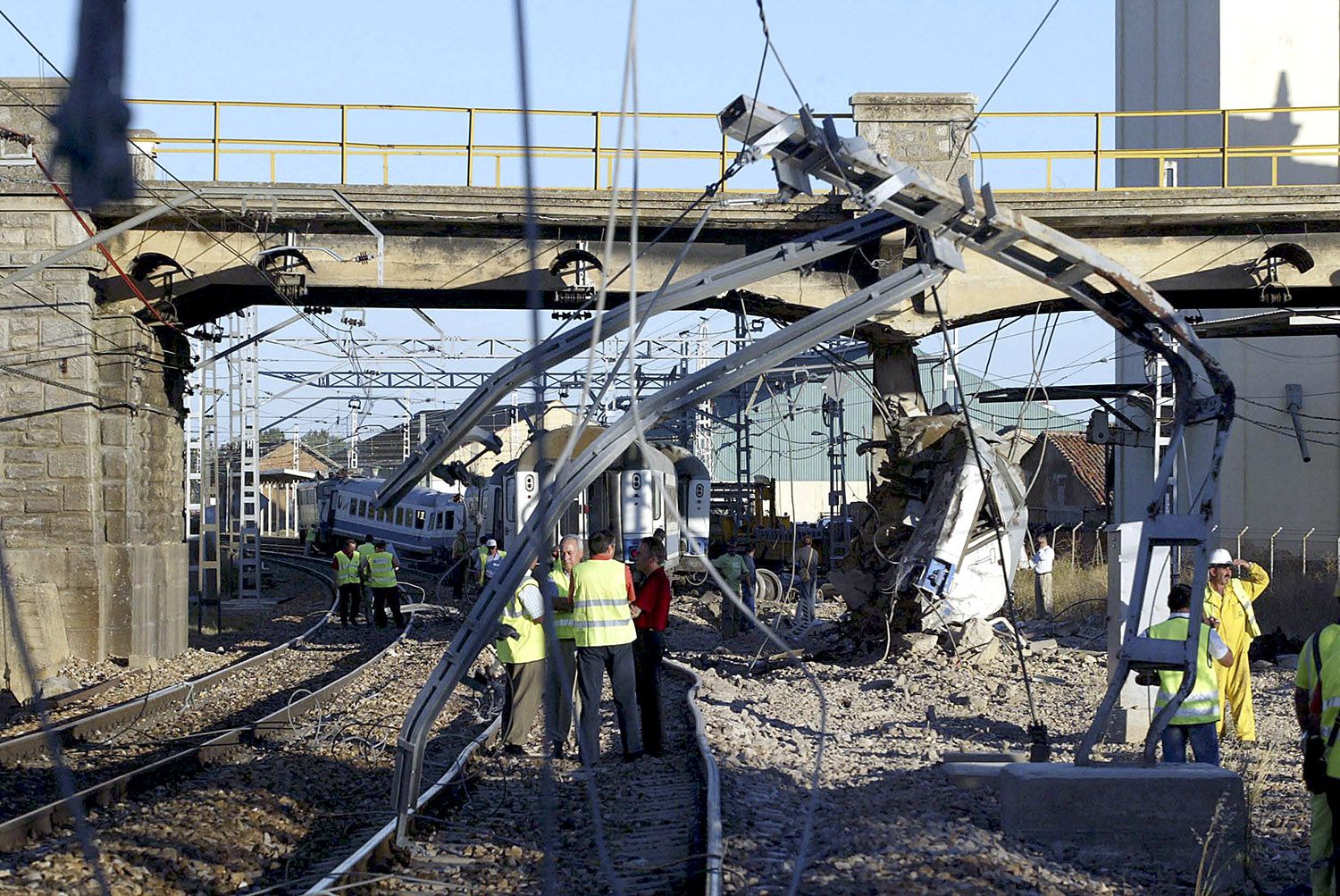 Accidente de tren en Villada (Palencia) de un intercity Accidente de tren en Villada (Palencia) de un intercity