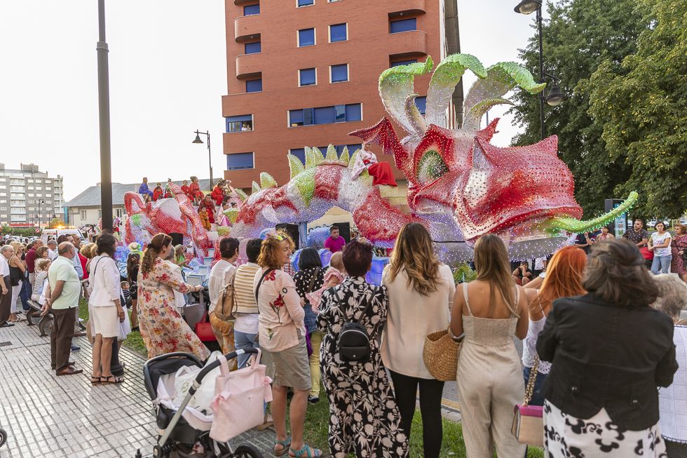 Desfile-de-Carrozas-Fiestas-de-La-Encina-2019-980_58