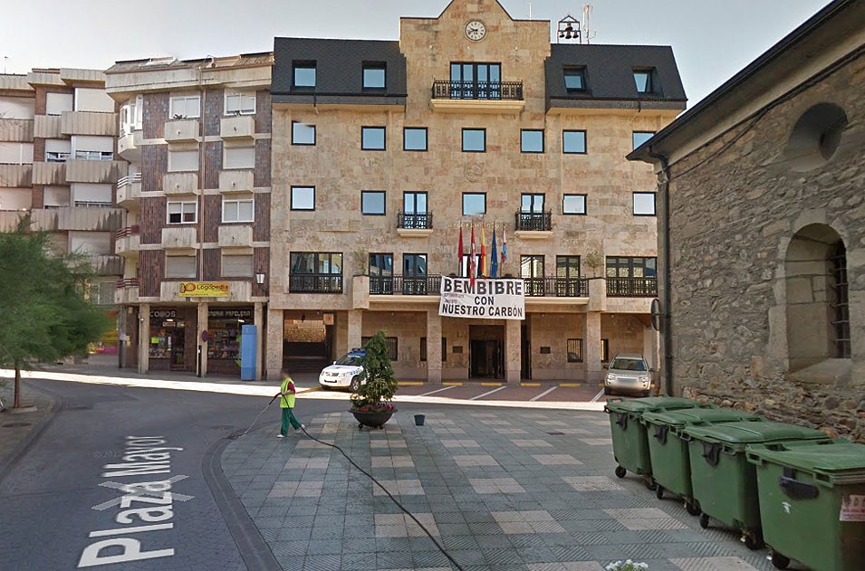 El Ayuntamiento de Bembibre contrata a ocho nuevos trabajadores para